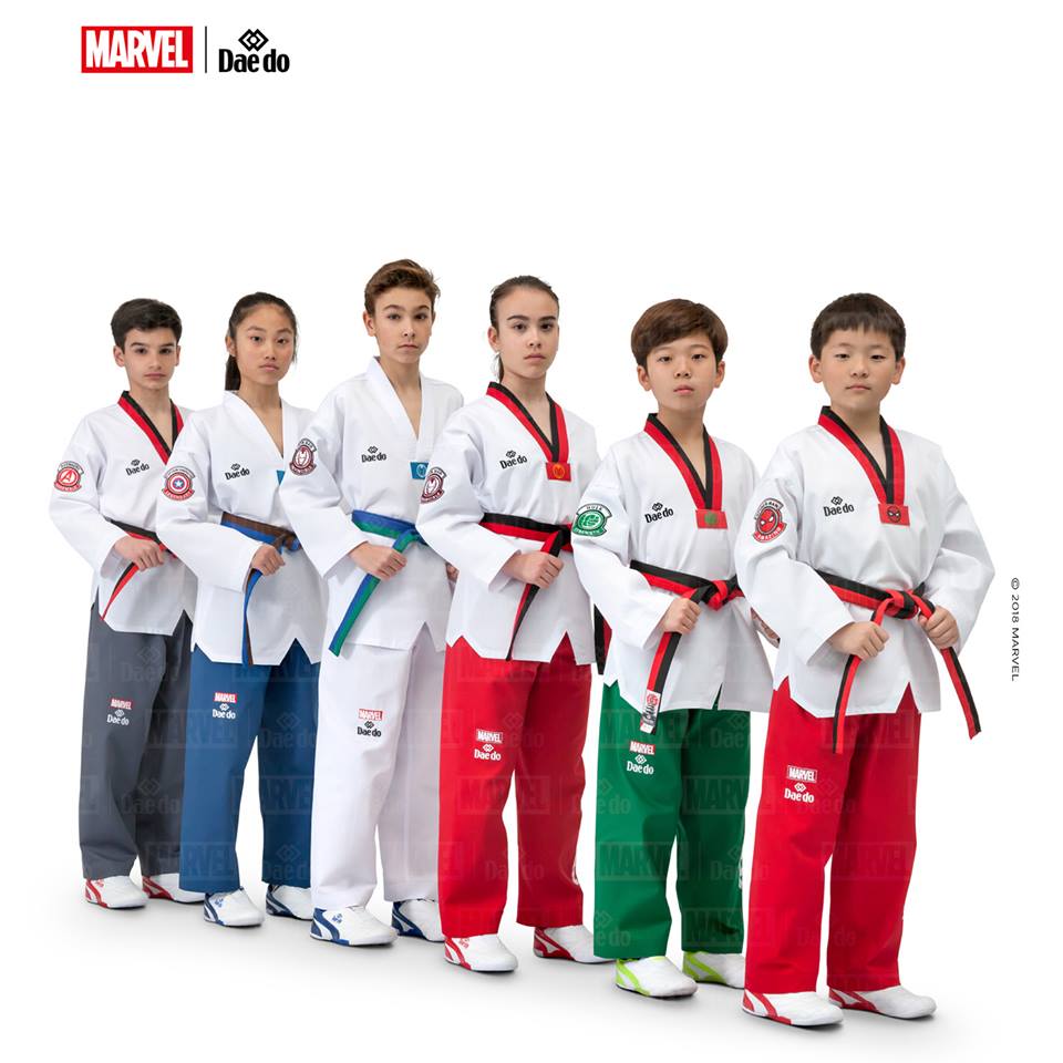 Dobok per Taekwondo Marvel kimono per TKD